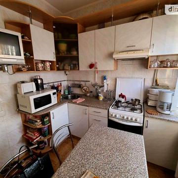 Довгострокова оренда 2к Квартира Кириченко Раїси вулиця