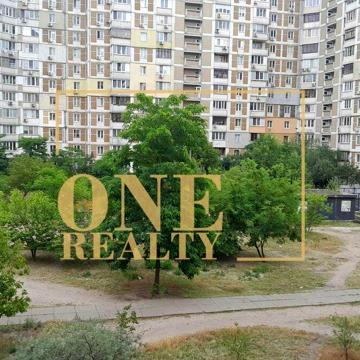Вишняківська вул., 8