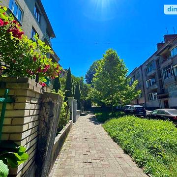 Довгострокова оренда 2к Квартира Кубійовича вулиця