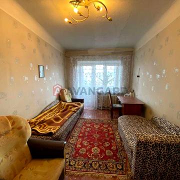 Продам 2к.  Слобожанский 13
