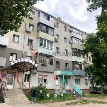Продам 2к.  Слобожанский 13