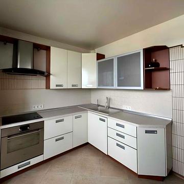 Продаж 3кім. квартири вул. Василя Іваніса (Матеюка) 5Б, метро Лісова