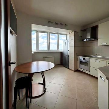 Продаж 3кім. квартири вул. Василя Іваніса (Матеюка) 5Б, метро Лісова