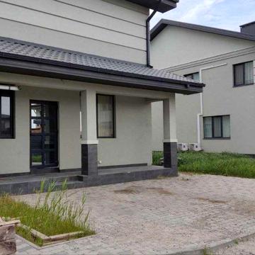Таунхаус 3-кімнати 2 поверхи з ремонтом Золоті ключі