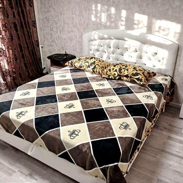Сімферопольська вул., 30