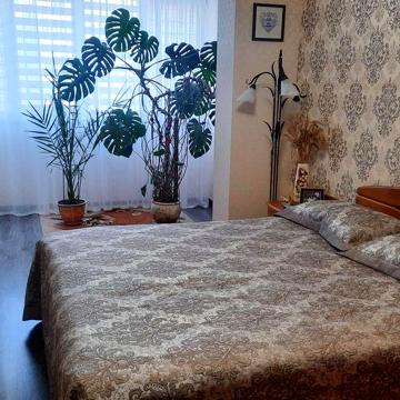 3х комнатная квартира, Днепровский район.  Продаётся с мебелью ЖК мир