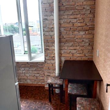 Довгострокова оренда 1к Квартира Запорізька площа