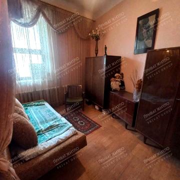 Пилипа Орлика вул. (Паризької Комуни), 25