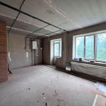 Продаж 1к, квартири з частковим ремонтом