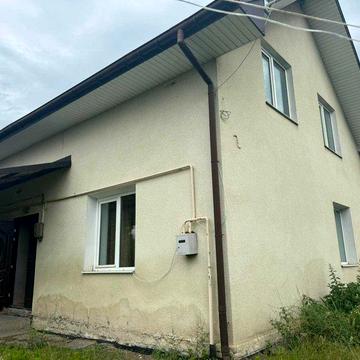 Житловий будинок та земельна ділянка 15,35 сот, с. Сопошин