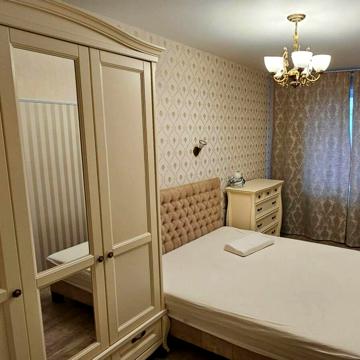 Незалежності вул. (Титова), 26
