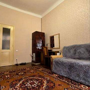 Продаж 2 кім квартира, центр з видом на парк Франка