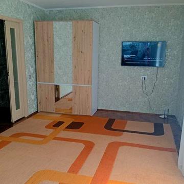 Оренда квартири в Шевченківському районі. 1 кімнатна квартира. Тичини