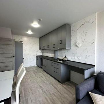 Продам велику 1кімнатну квартиру. Центральний парк