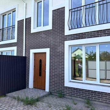 Продається таунхаус 90 м² на земельній ділянці 1,54 сотки з газом