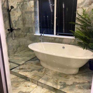 Шикарная 2к с дорогим ремонтом и мебелью.