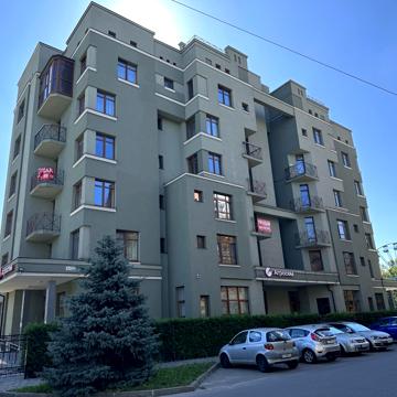 Садова вул., 3