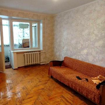 Продам 1кв. ул. Магистральная, жилое состояние.