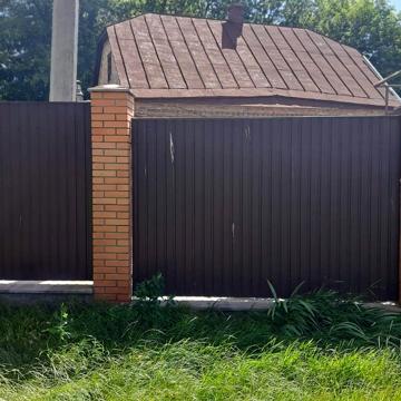 Прилужна вул., 3