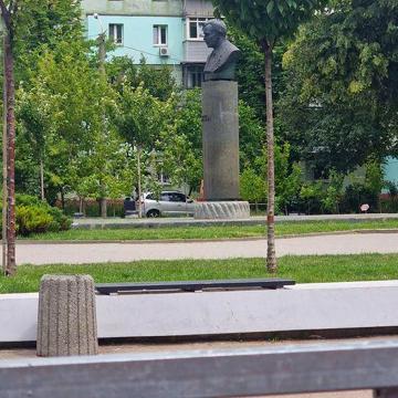 Продажа 3 комнатной квартиры на Титова. Янгеля 7.
