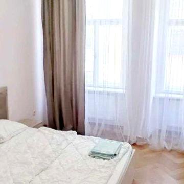 Оренда 2 кімн. ізол., в центрі, 2/3ц. вул. Ставропігійська, 500 у.о.