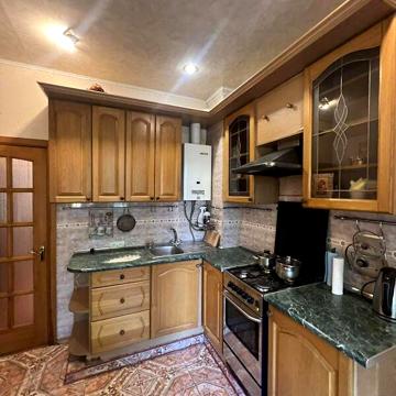 Продаж 2к Квартира Жуковського вулиця