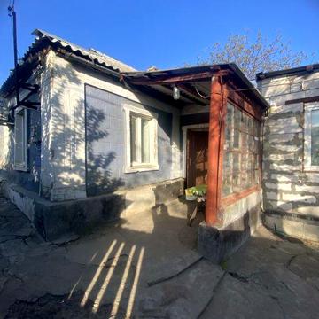 Продам будинок з умова біля вулиці Київській