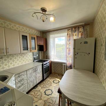 Оренда 1к квартири на Космонавтів