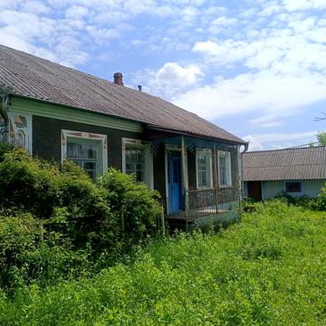 Романа Шухевича, 10