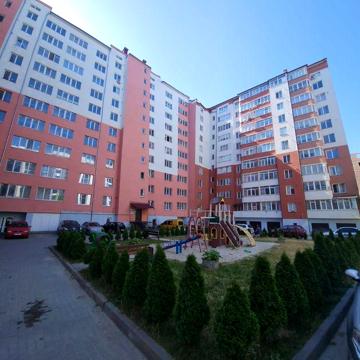 3 кімнатна квартира, з коморою на поверсі