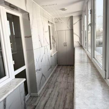 Продам квартиру  біля центрального базару