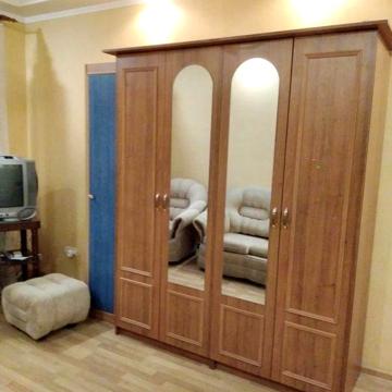 Сдам 2х комн розд кв Г. Крут / парк Горького 8000гр
