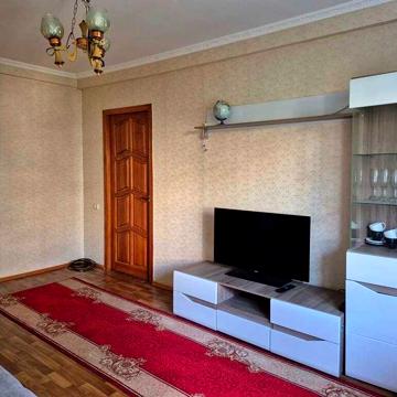Оренда 3-к. квартири метро Чернігівська, вул. Ореста Левицького, 4
