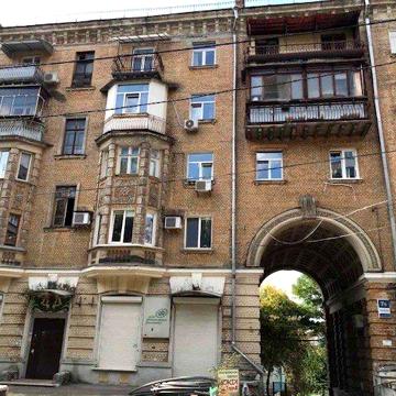 Продам квартиру ул Никольско Ботанична 7/9