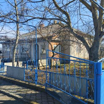 Шкільна