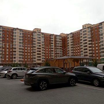 Продам 2х кімнатну квартиру в Жк Дніпровська Брама ЖК Дніпровська Брама
