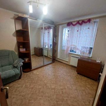 Сдам 1 кв ТРК Украина 4000+сч.