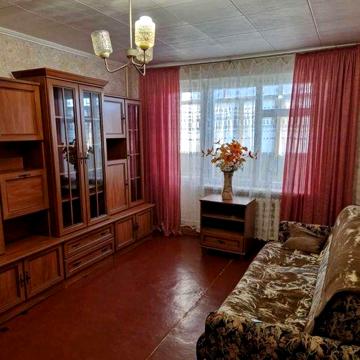 Сдам Большую Недорогую 1-к квартиру. Жилое состояние. Рабочая
