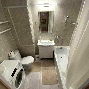 Сдам на длит. срок 1-к квартиру, 40 м², вулиця Надії Алексєєнко 108
