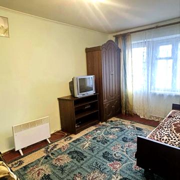 Незалежності вул., 93