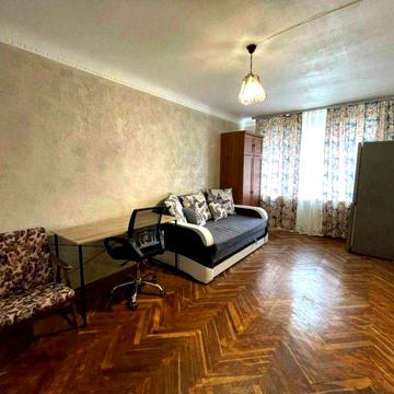 Караваєві дачі, Леваневського 4, затишна 1к. є газ! Метро 15 хв. пішки