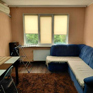 Аерокосмічний просп. (Гагаріна), 94