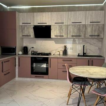 Продам будинок з ремонтом 110 м2, 4 кімнати