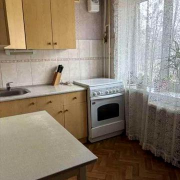 Зодчих вул., 62-Б