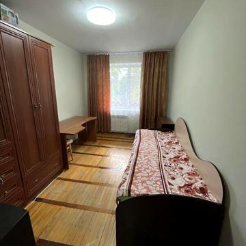 Продаж 4к Квартира Садова вулиця