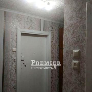 Продаж 1к Квартира Теплична вулиця