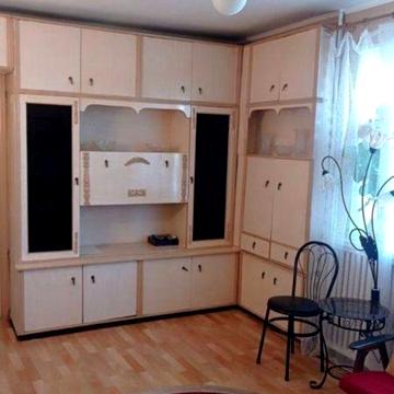 Сдам 2 кв ХТЗ, 25 - больн, Индустр. р- н, 6000 гр.