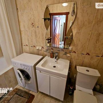 Довгострокова оренда 1к Квартира Листопадова вулиця