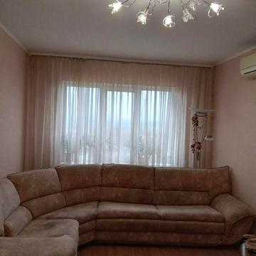 Сдам  Квартиру  96 Квартал Центр (напротив Фанпарк)
