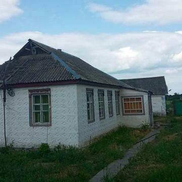 Продам будинок в селі Савинці,Київська область.